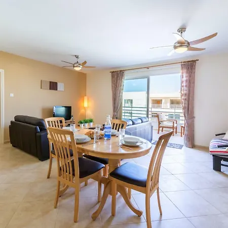 Modern 1 Bedroom