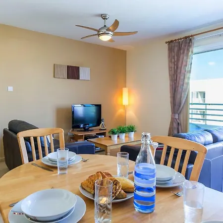 Apartman Modern 1 Bedroom Paralímni
